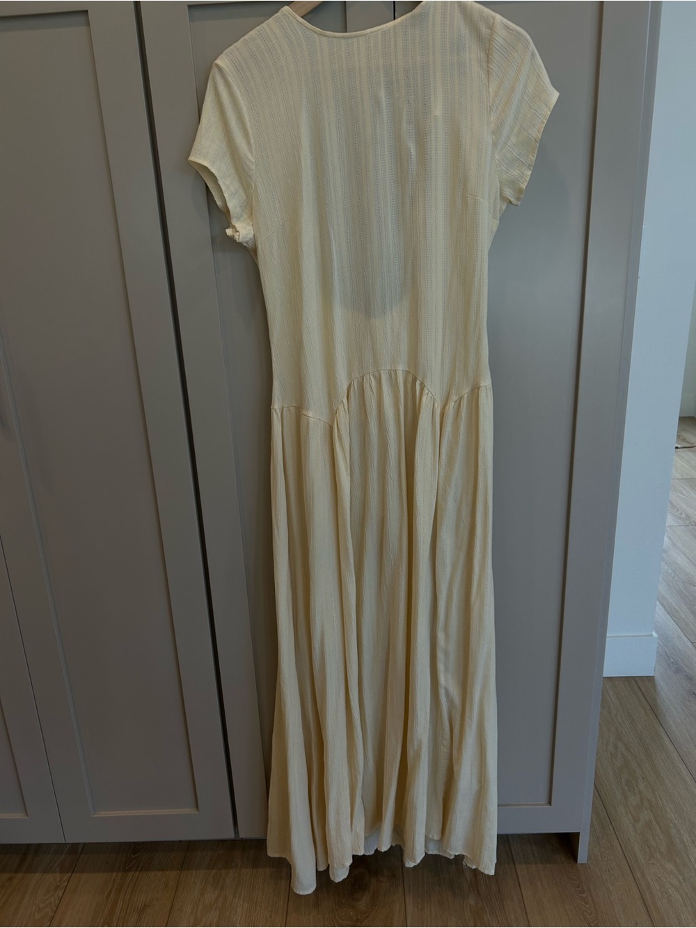 ASOS Basque waist, Open back, Cream Short-Sleeve Maxi Dress